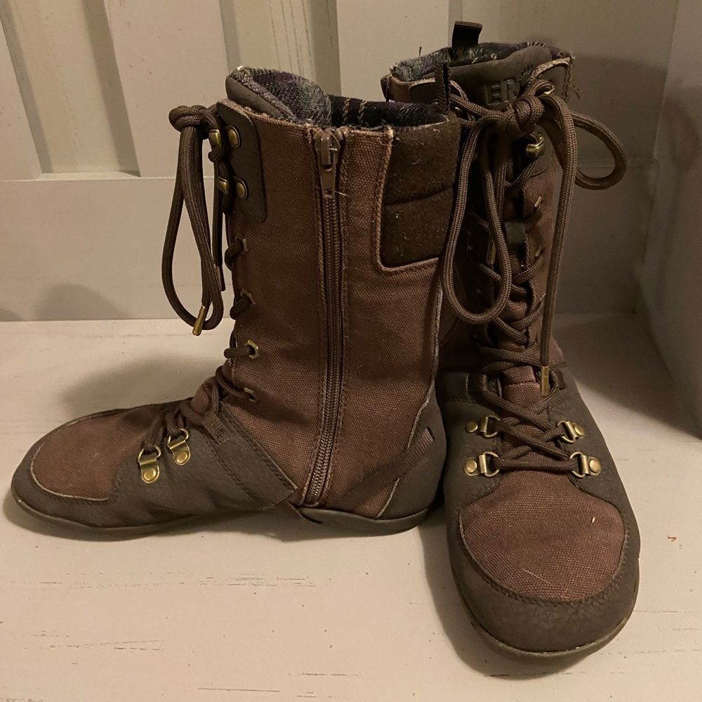 Xero - Mika - minimalist cold weather boots